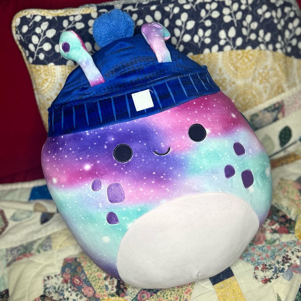 DAXXON 👽 ☆RARE 16”Tie Dyed Alien w/Beanie Squishmallow